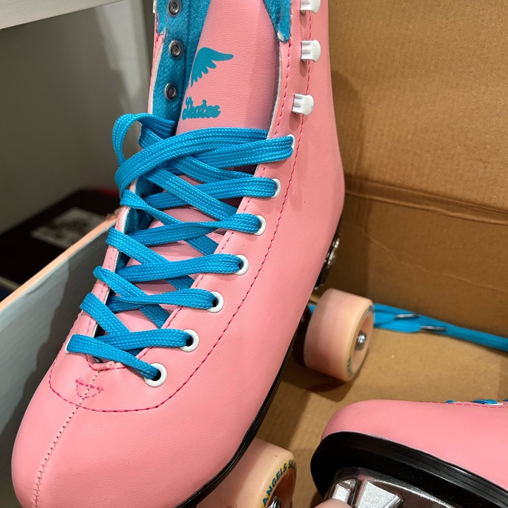 Angle Skates Pink Roller Skates with Blue Laces - Picture 3 of 5